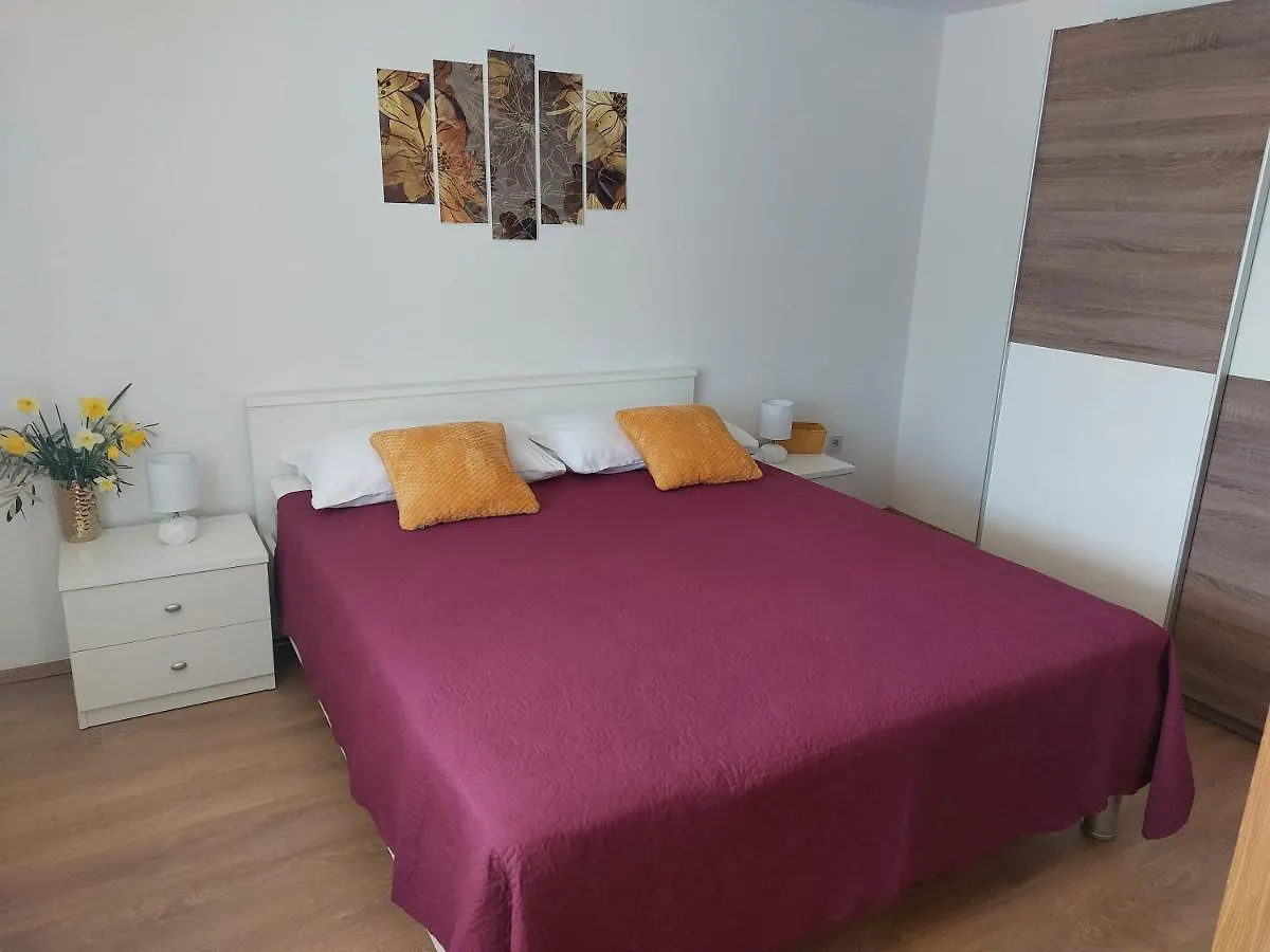 Apartmani Ana Cres