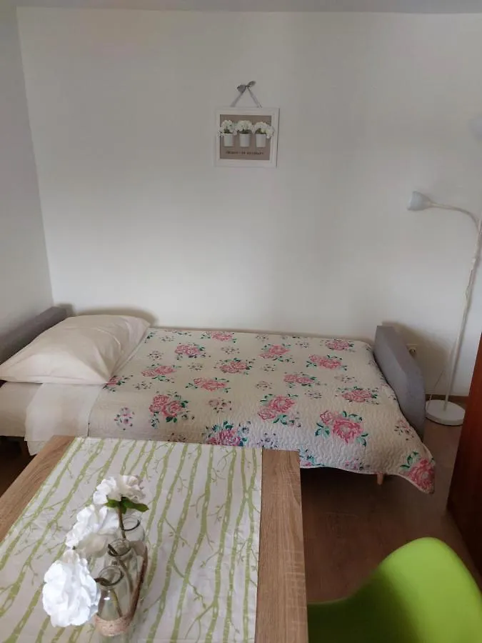 Apartmani Ana Cres Croatia