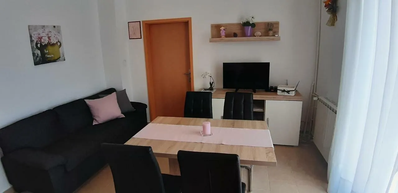 Apartmani Ana Cres