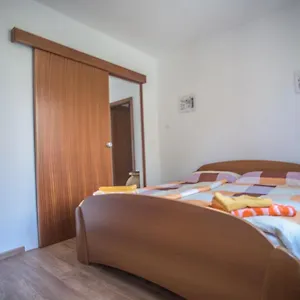  Apartment Marenic